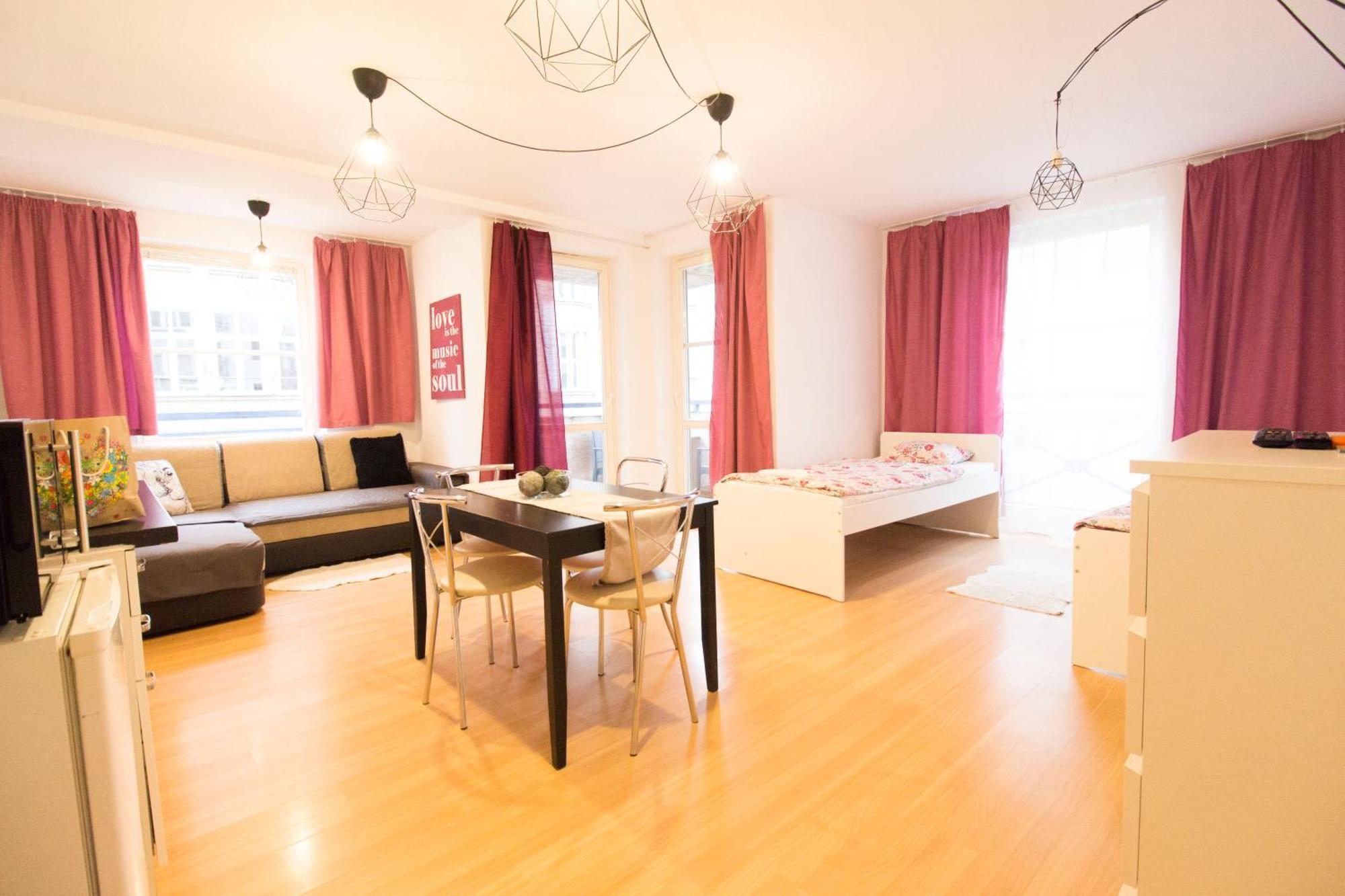 Appartamento Happyestate Ul Biskupia Old Town Breslavia Esterno foto